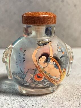 Vintage Reverse Hand Painted Erotic Themed Asian Snuff Bottle   (EUC)